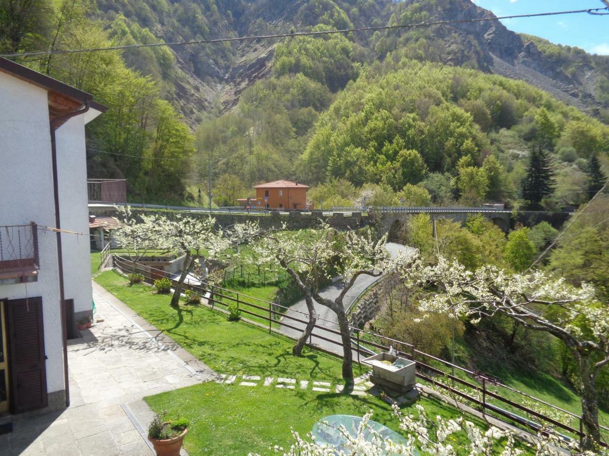 B&B La Bredia Fivizzano Bagian luar foto